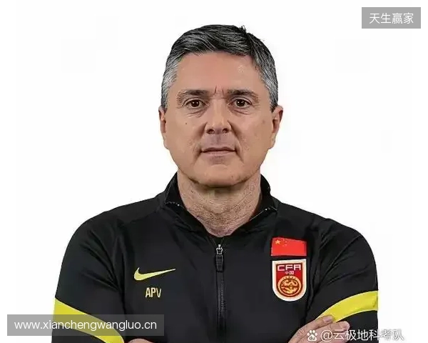 袁甲:重庆铜梁龙选刘建业带队征战中超,我很意外但钦佩这种勇气 袁甲:重庆铜梁龙选刘建业带队征战中超,我很意外但钦佩这种勇气