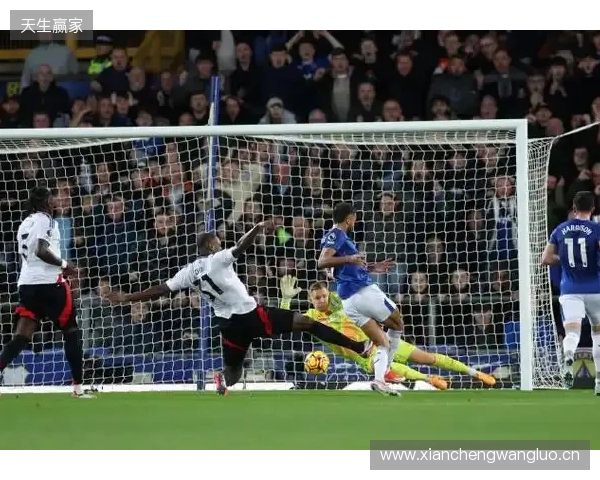 富勒姆2-2利物浦全场数据：控球率46开，射门8-10，射正2-2