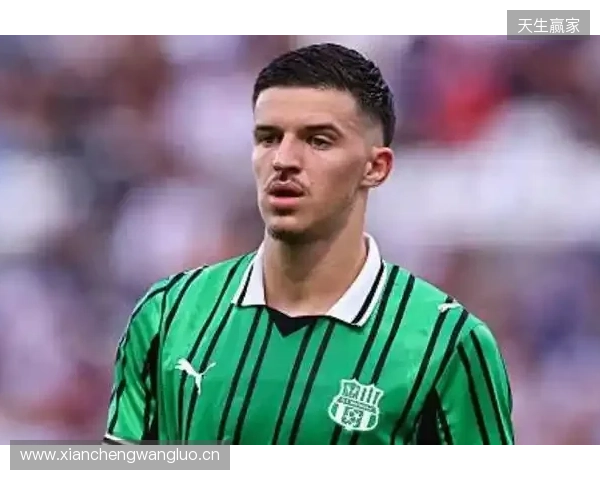 米体:曼联和国米都对穆哈雷莫维奇感兴趣,尤文有50%的二转分成 米体:曼联和国米都对穆哈雷莫维奇感兴趣,尤文有50%的二转分成